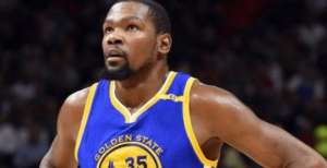 NBA球衣号码背后的寓意，姚明因爱情穿11号，KD35号故事令人感动