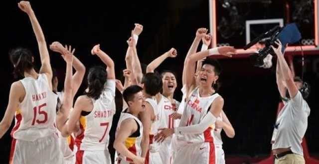 篮球女子组小组赛C组集锦：76-74澳利亚