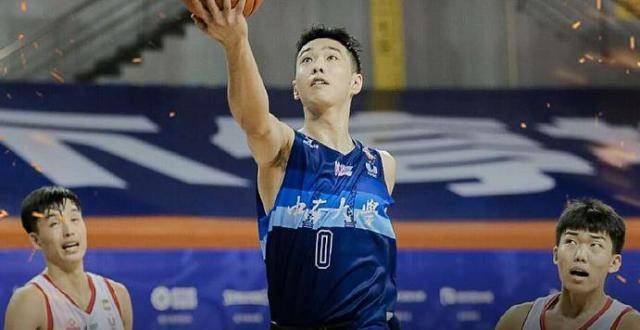 狂轰37分！杜锋外甥率宏远击败北京首钢，有望进入CBA