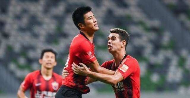 申花0-1输掉上海德比，场上竟然出现这么的争议！