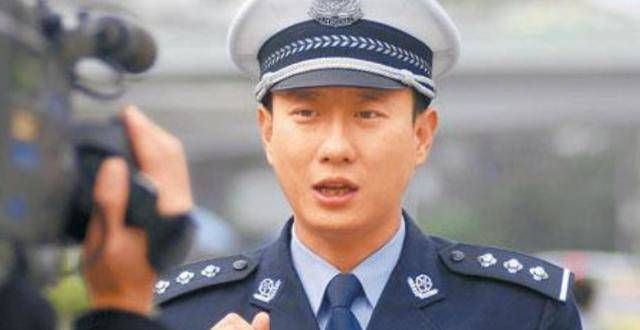 喜剧的内核是悲剧？曾在节目中让笑谭警官，为何自己抑郁了