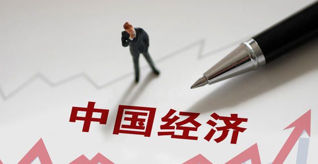 7月份，经济数据下降，许多委发表了密集讲话。政策重点转向了哪里？